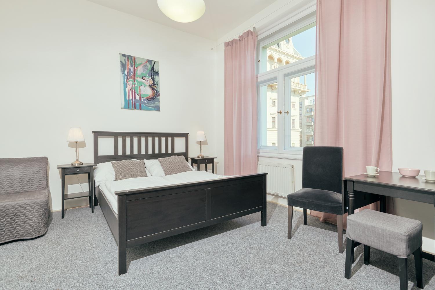 Hostel Mikolase Alse Прага Екстериор снимка